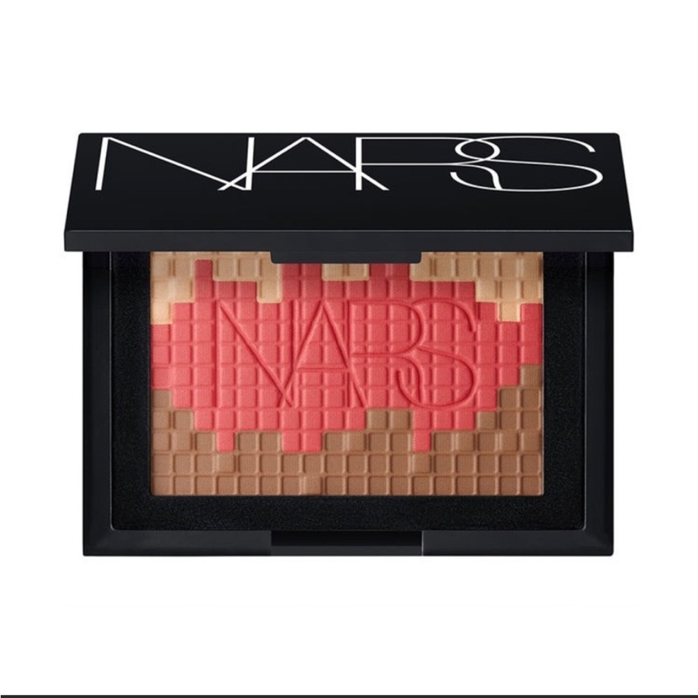 NARS Fireclay Mosaic Glow Blush ($42.00
for 0.40 oz.), Never been used. No box
